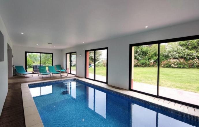 Maison Avec Piscine Interieure Privee Sans Vis A Vis Chauffee Toute L Annee Quievrecourt Ngoại thất bức ảnh